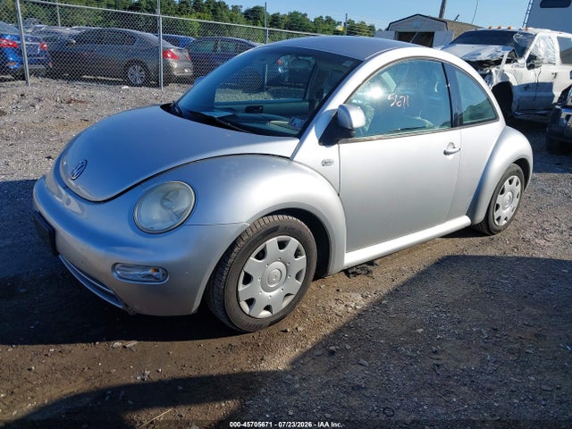 45705671 :رقم المزاد ، 3VWBC21C7YM453722 vin ، 2000 Volkswagen New Beetle Gl مزاد بيع