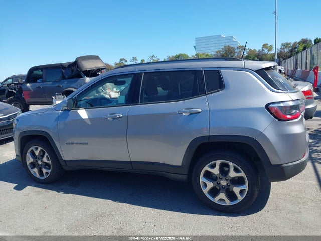 3C4NJCCB3JT406053 Jeep Compass Limited Fwd