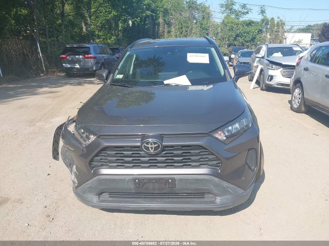 2021 Toyota Rav4 Le მანქანა იყიდება აუქციონზე, vin: 2T3K1RFV2MC157481, აუქციონის ნომერი: 45705682