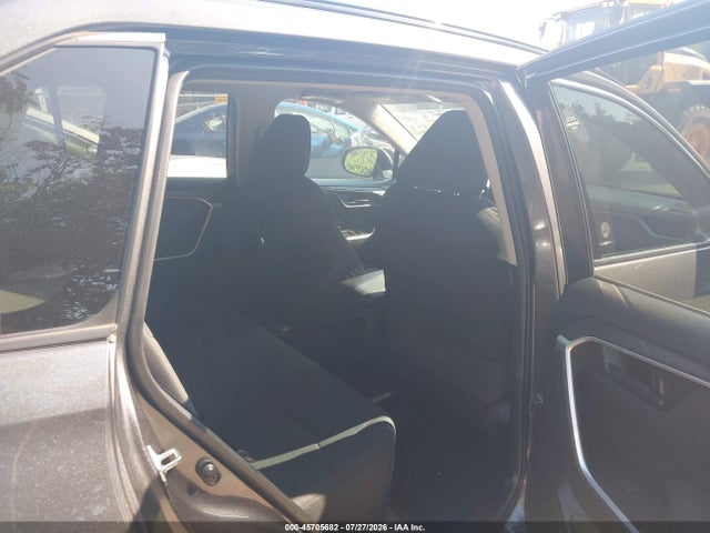 2021 Toyota Rav4 Le მანქანა იყიდება აუქციონზე, vin: 2T3K1RFV2MC157481, აუქციონის ნომერი: 45705682