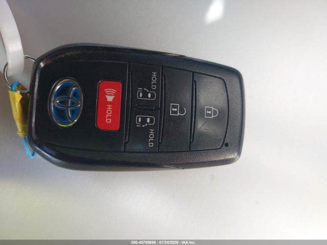 Auction sale of the 2021 Toyota Sienna Le, vin: 5TDKRKEC1MS011508, lot number: 45705698