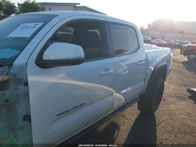 3TYCZ5AN4NT093916 Toyota Tacoma Trd Off Road
