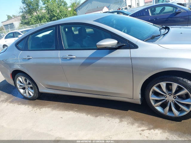 2015 Chrysler 200 S მანქანა იყიდება აუქციონზე, vin: 1C3CCCBB3FN737441, აუქციონის ნომერი: 45705740
