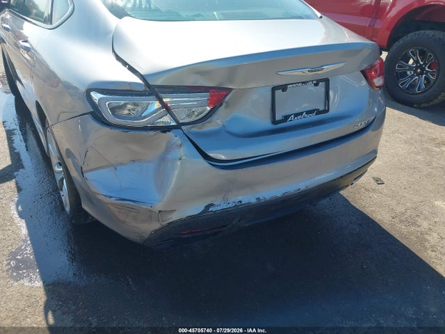 2015 Chrysler 200 S მანქანა იყიდება აუქციონზე, vin: 1C3CCCBB3FN737441, აუქციონის ნომერი: 45705740