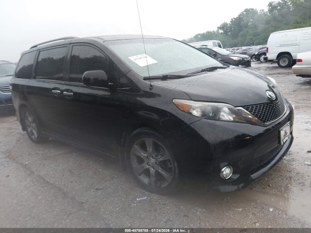 2014 Toyota Sienna Se 8 Passenger მანქანა იყიდება აუქციონზე, vin: 5TDXK3DC8ES520384, აუქციონის ნომერი: 45705785