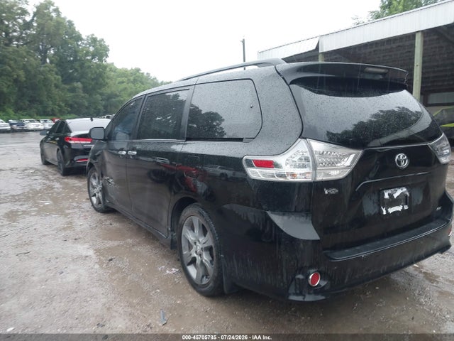 2014 Toyota Sienna Se 8 Passenger მანქანა იყიდება აუქციონზე, vin: 5TDXK3DC8ES520384, აუქციონის ნომერი: 45705785