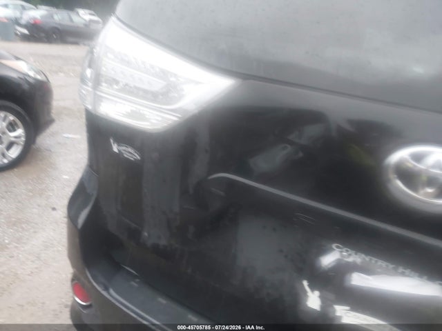 2014 Toyota Sienna Se 8 Passenger მანქანა იყიდება აუქციონზე, vin: 5TDXK3DC8ES520384, აუქციონის ნომერი: 45705785