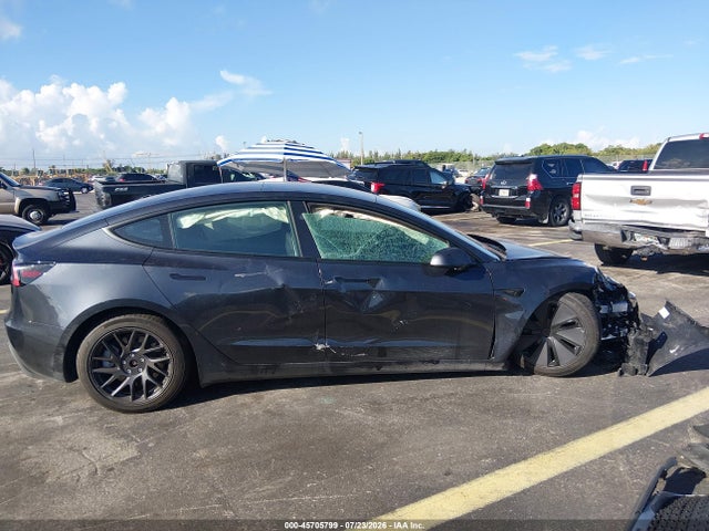 5YJ3E1EA2TF158609 Tesla Model 3 Premium Rear-wheel Drive/rear-wheel Drive