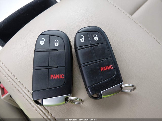 1C4RJEAGXKC788848 Jeep Grand Cherokee Laredo E 4x2