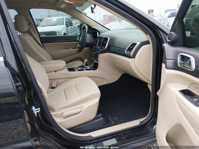 1C4RJEAGXKC788848 Jeep Grand Cherokee Laredo E 4x2
