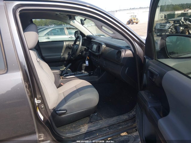 3TMCZ5AN0HM102367 Toyota Tacoma Sr V6