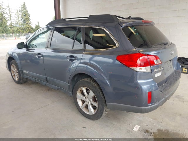 Subaru Outback 2.5i Premium 2014 4S4BRBCC0E3252929 Image 3