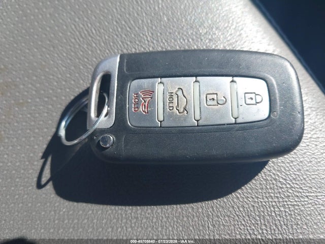 45705840 :رقم المزاد ، 5NPEC4AC7CH319416 vin ، 2012 Hyundai Sonata Limited مزاد بيع