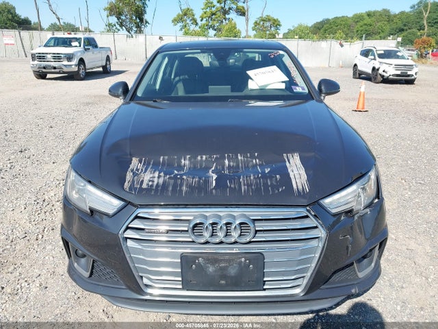 Продаж на аукціоні авто 2019 Audi A4 45 Premium, vin: WAUDNAF4XKN013067, номер лоту: 45705845
