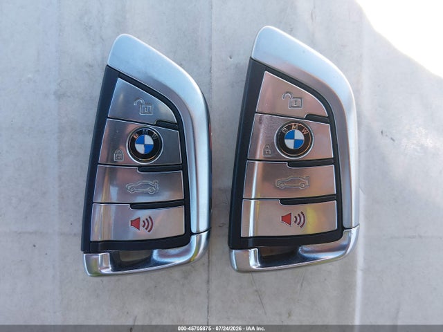 Продаж на аукціоні авто 2019 Bmw 540i, vin: WBAJE5C58KWE66401, номер лоту: 45705875