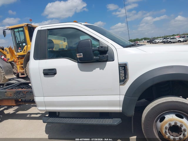 Ford F-550 Chassis Xl 2017 1FDUF5GY7HED79761 Image 13