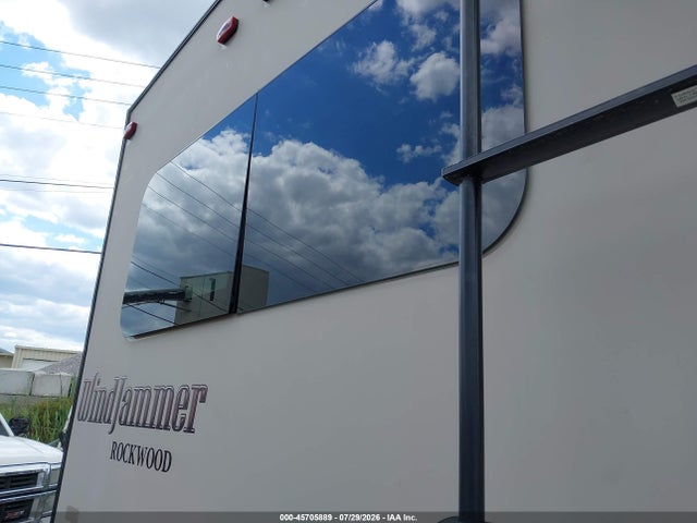 2015 Rockwood Other მანქანა იყიდება აუქციონზე, vin: 4X4TRLF23F1860209, აუქციონის ნომერი: 45705889