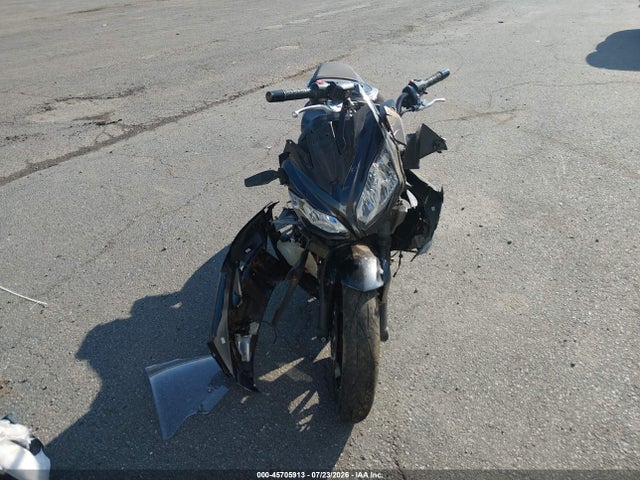 Kawasaki Ex650 E 2016 JKAEXEE11GDA22735 Image 5