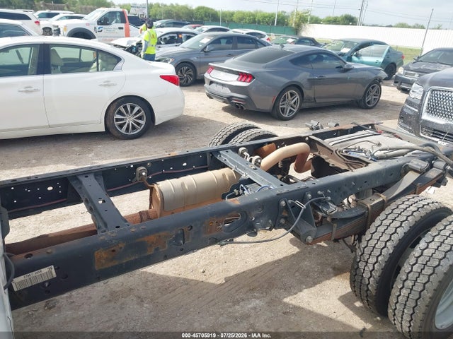 1FDUF5GY9GEB16668 Ford F-550 Chassis Xl