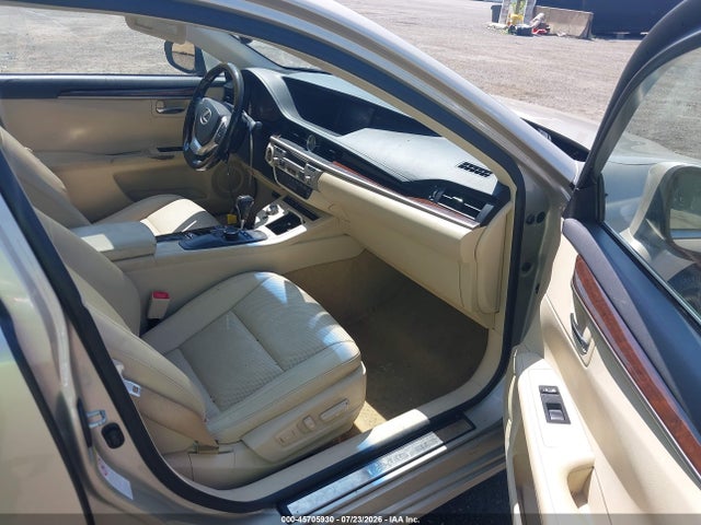 45705930 :رقم المزاد ، JTHBK1GG6E2092804 vin ، 2014 Lexus Es 350 مزاد بيع