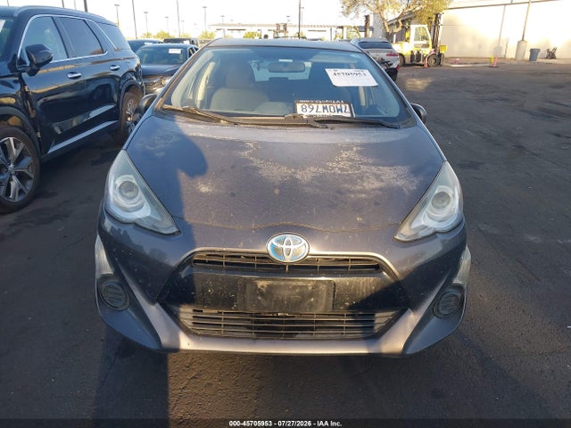 Toyota Prius C Two 2015 JTDKDTB39F1096347 Image 13