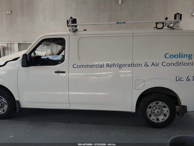 45705968 :رقم المزاد ، 1N6BF0KM4JN818498 vin ، 2018 Nissan Nv Cargo Nv1500 Sv V6 مزاد بيع