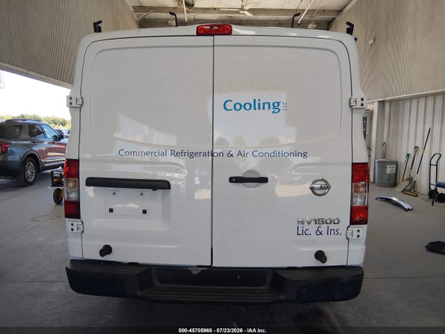 45705968 :رقم المزاد ، 1N6BF0KM4JN818498 vin ، 2018 Nissan Nv Cargo Nv1500 Sv V6 مزاد بيع
