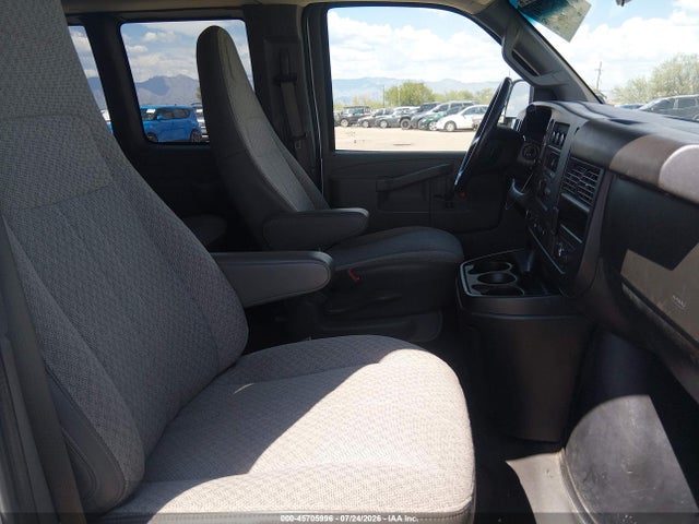 1GAZGNFG6K1282641 Chevrolet Express 3500 Ls
