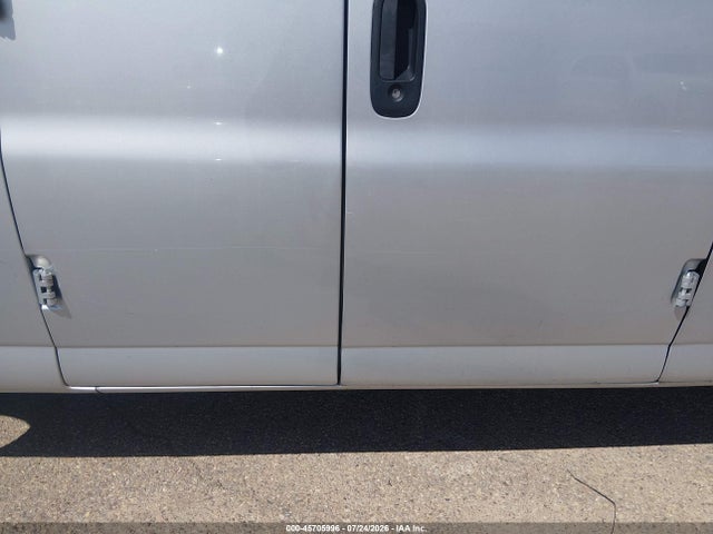 1GAZGNFG6K1282641 Chevrolet Express 3500 Ls