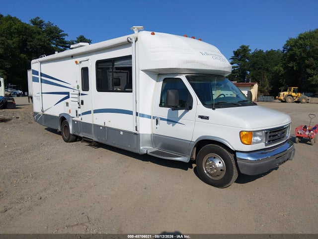 45706021 :رقم المزاد ، 1FDXE45SX5HA92398 vin ، 2005 Ford E-450 Cutaway Standard مزاد بيع