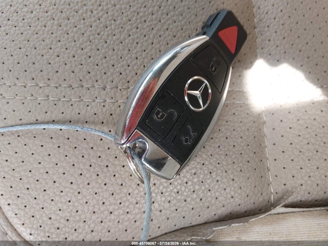 Продажа на аукционе авто 2013 Mercedes-benz Gl 450 4matic, vin: 4JGDF7CE0DA183234, номер лота: 45706067