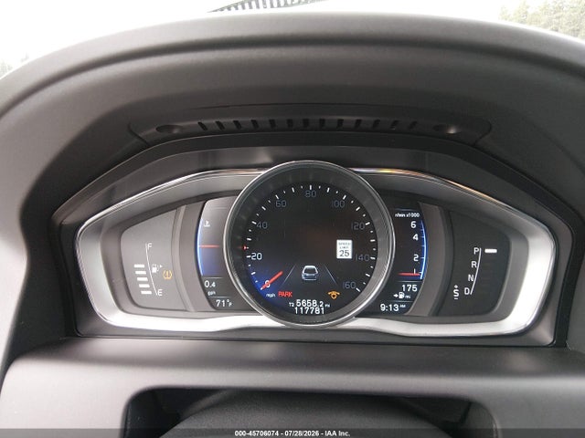 2016 Volvo Xc60 T6 R-design Platinum მანქანა იყიდება აუქციონზე, vin: YV4902RS2G2787326, აუქციონის ნომერი: 45706074