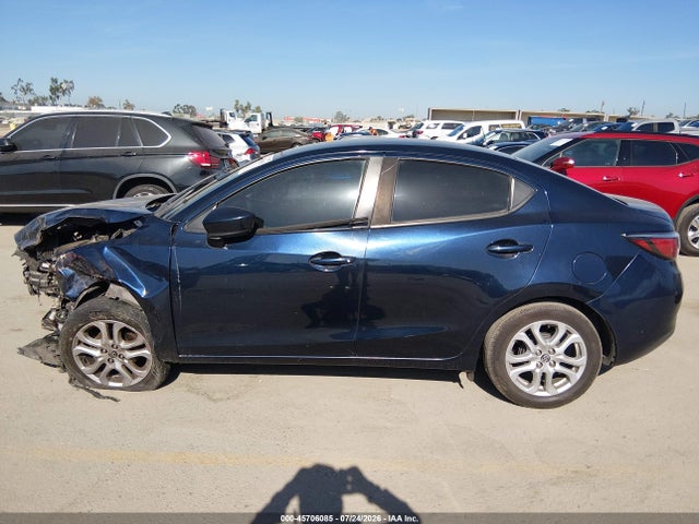 Scion IA 2016 3MYDLBZV7GY143452 Image 14