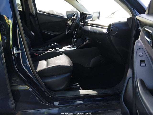 Scion IA 2016 3MYDLBZV7GY143452 Image 5