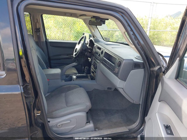 45706131 :رقم المزاد ، 1J8HG48K97C501515 vin ، 2007 Jeep Commander مزاد بيع