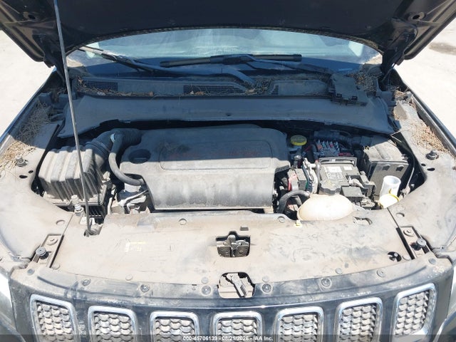 3C4NJCBB6JT271460 Jeep Compass Latitude Fwd