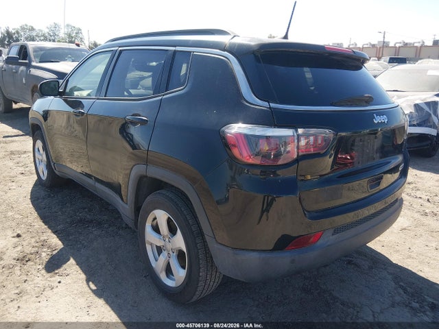 3C4NJCBB6JT271460 Jeep Compass Latitude Fwd