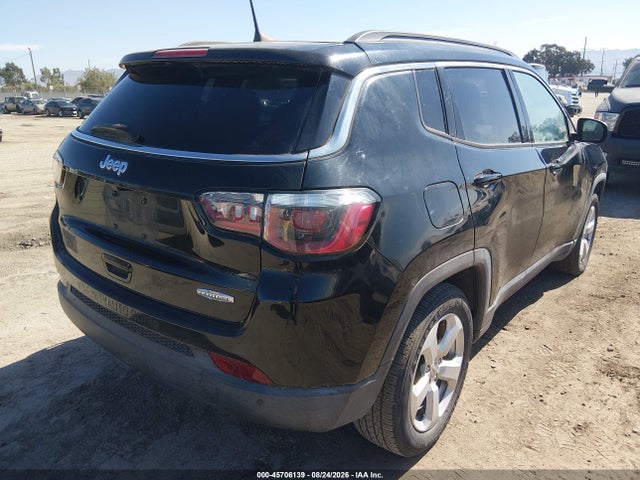 3C4NJCBB6JT271460 Jeep Compass Latitude Fwd
