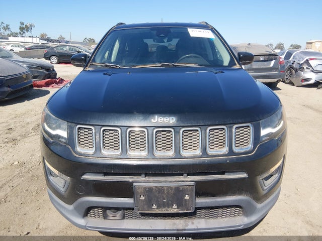 3C4NJCBB6JT271460 Jeep Compass Latitude Fwd