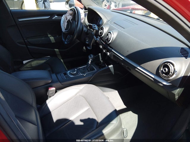Audi A3 1.8t Premium 2016 WAUA7GFF1G1012647 Image 5