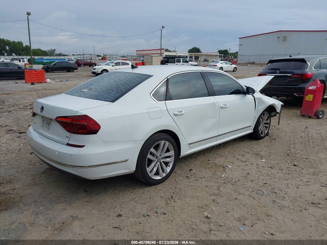 2017 Volkswagen Passat 1.8t Se მანქანა იყიდება აუქციონზე, vin: 1VWGT7A38HC021600, აუქციონის ნომერი: 45706240
