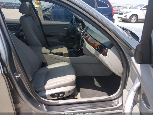 2011 Bmw 328i მანქანა იყიდება აუქციონზე, vin: WBAPH7C5XBA801746, აუქციონის ნომერი: 45706274