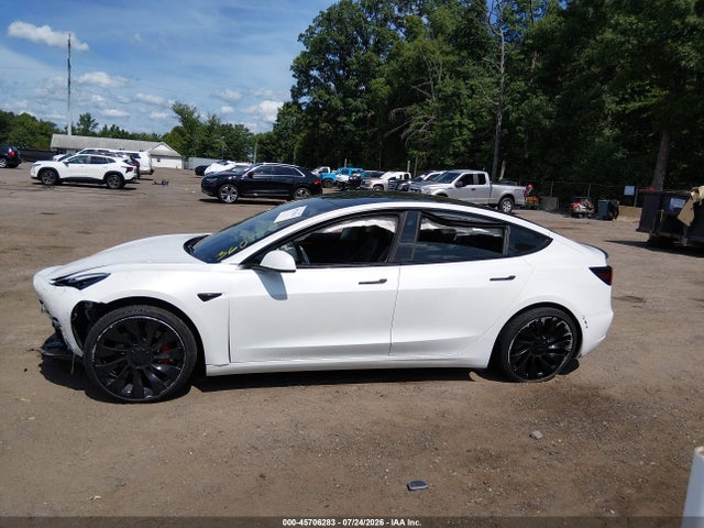 Tesla Model 3 Performance Dual Motor All-wheel Drive 2022 5YJ3E1EC9NF339338 Image 13