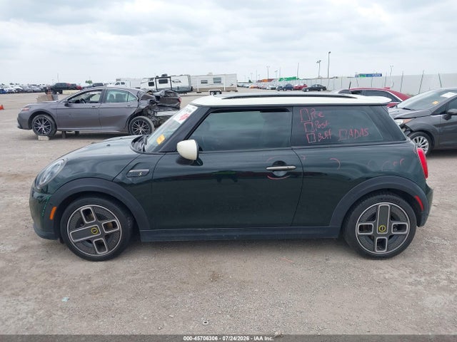 Aukcja sprzedaży 2023 Mini Se Hardtop Cooper, vin: WMW13DJ06P2T88915, numer aukcji: 45706306