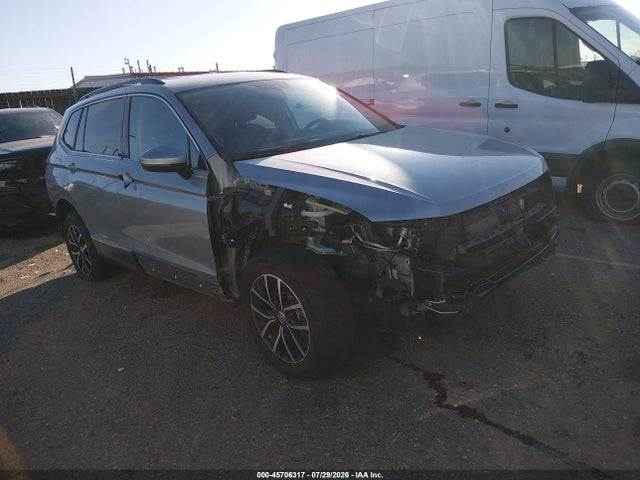 45706317 :رقم المزاد ، 3VV2B7AX5MM129461 vin ، 2021 Volkswagen Tiguan 2.0t Se/2.0t Se R-line Black/2.0t Sel مزاد بيع