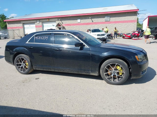 45706334 :رقم المزاد ، 2C3CCARG4EH163395 vin ، 2014 Chrysler 300 مزاد بيع