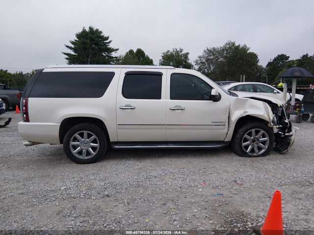Aukcja sprzedaży 2011 Gmc Yukon Xl 1500 Denali, vin: 1GKS1MEF5BR135682, numer aukcji: 45706339