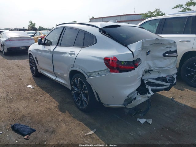 BMW X4 M 2020 5YMUJ0C05LLU67239 Image 3
