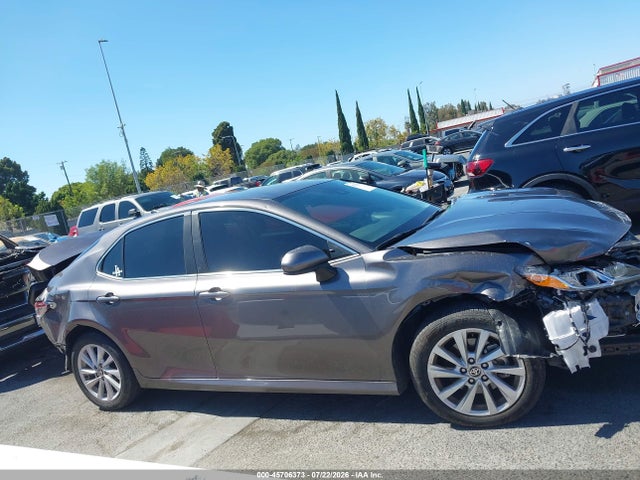 4T1C11AK4RU871520 Toyota CAMRY LE