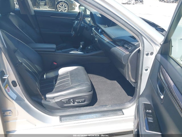 Lexus ES 300H 2016 JTHBW1GGXG2100863 Image 5